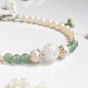 Aventurine, crystal and freshwater pearl bracelet
